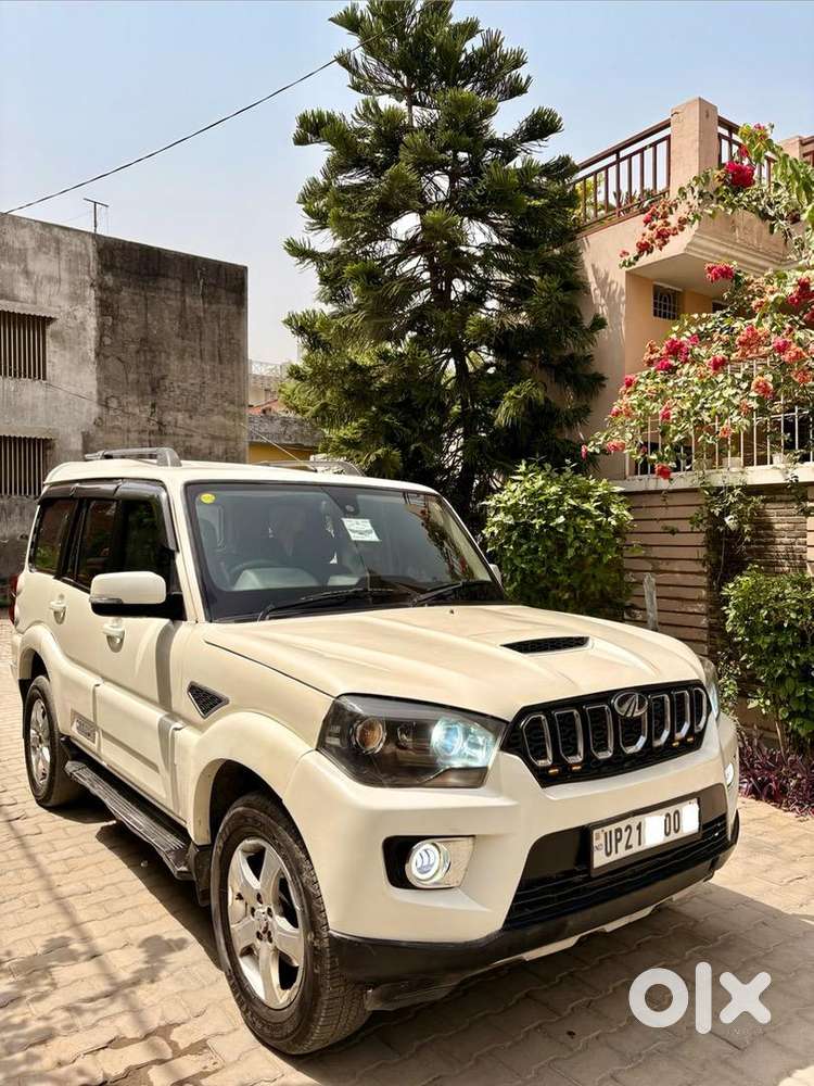 Mahindra Scorpio S11 Diesel  2019