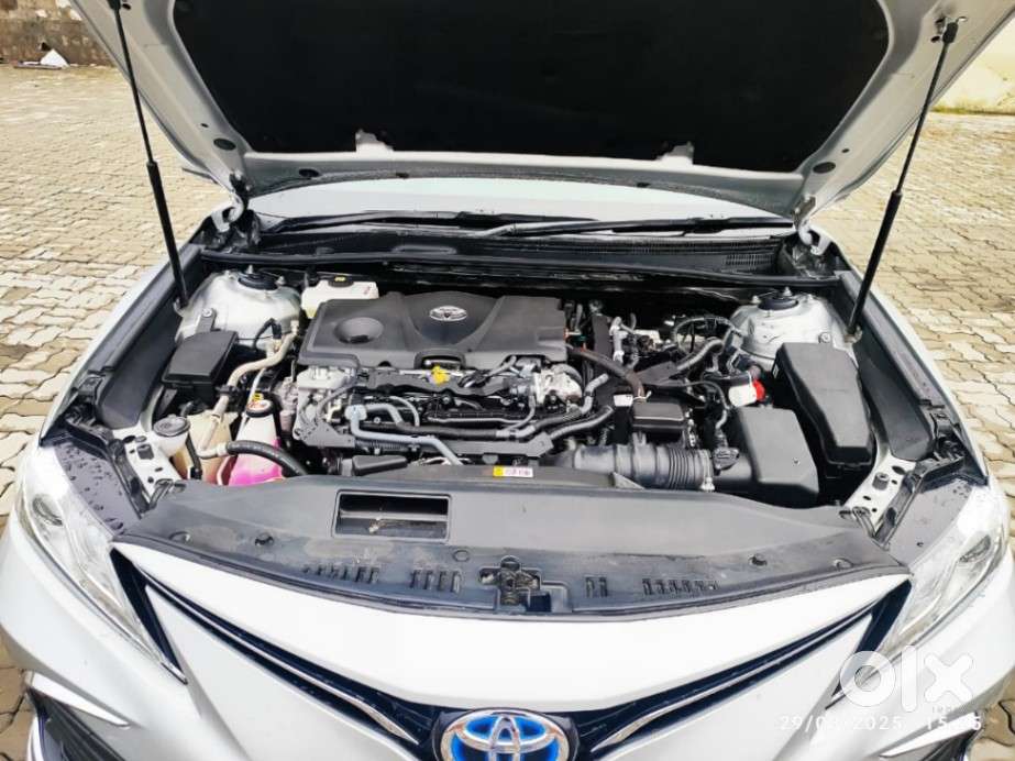 Toyota Camry 2.5 Hybrid, 2024, Cng & Hybrids