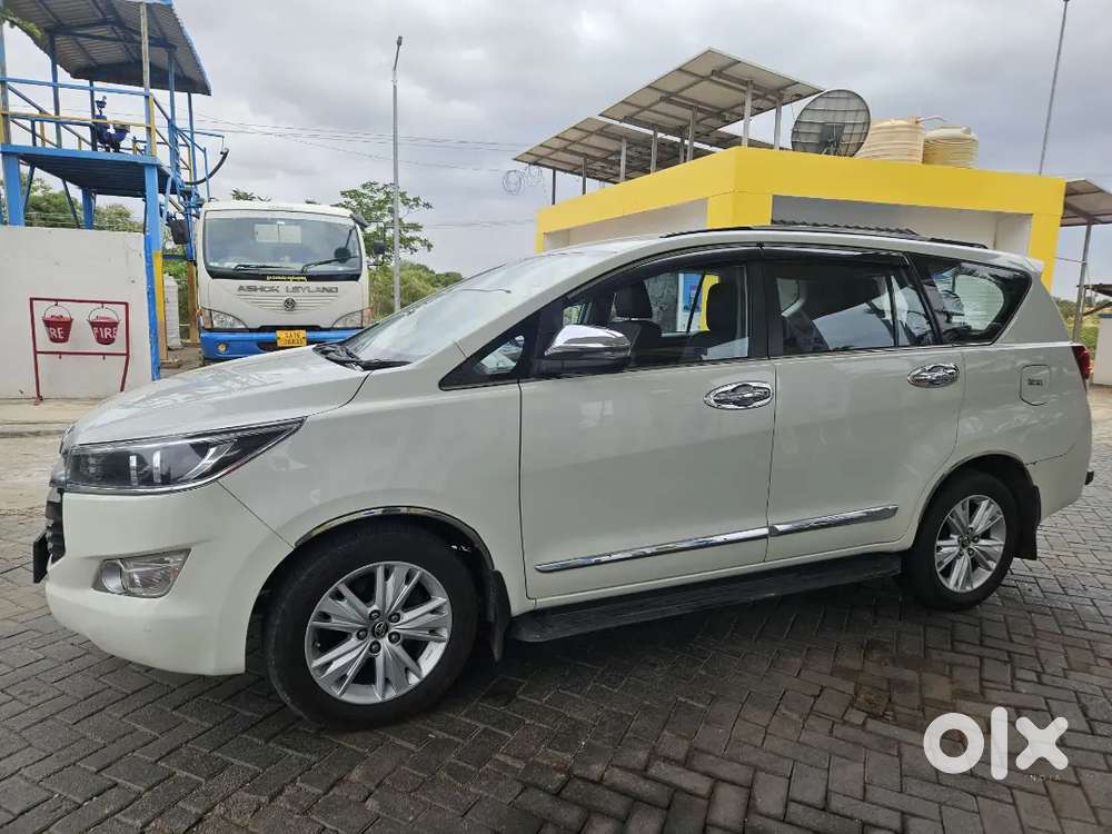 Toyota Innova Crysta 2018 2.4 Zx Diesel