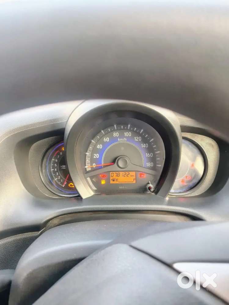 Honda Mobilio 2015 Petrol 65000 Km Driven