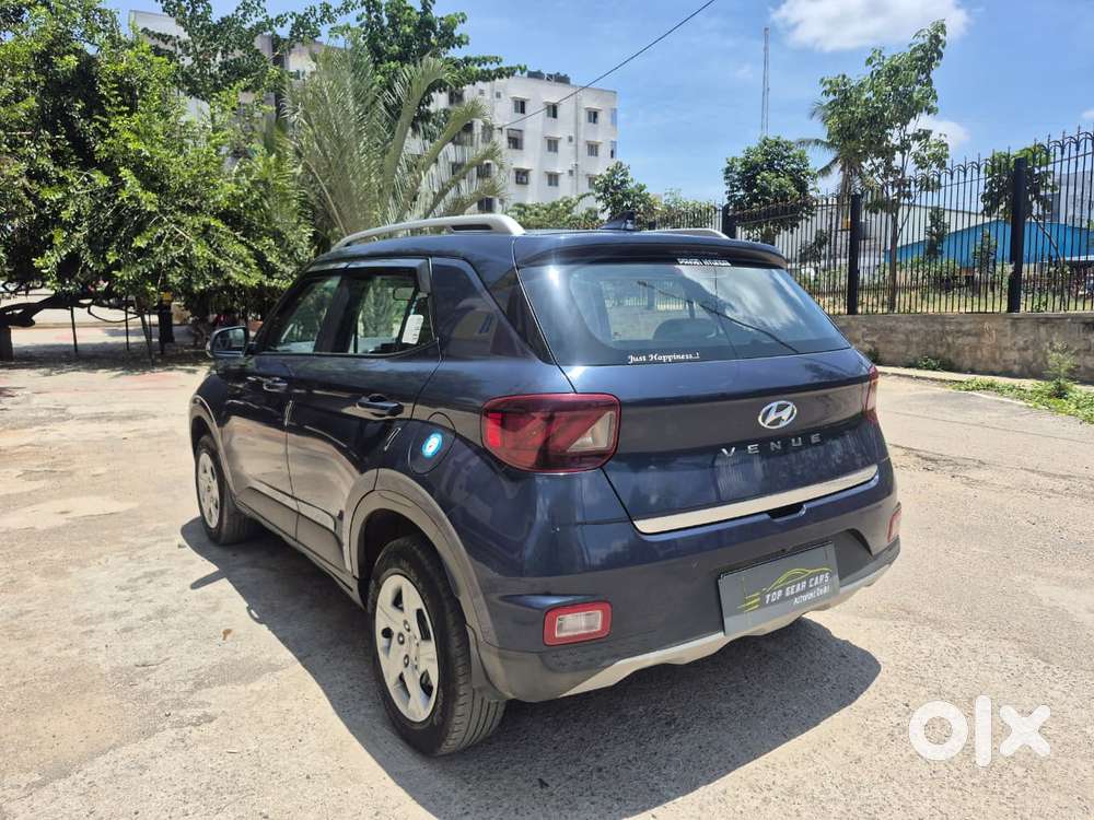 Hyundai Venue 1.2 S Plus, 2021, Petrol