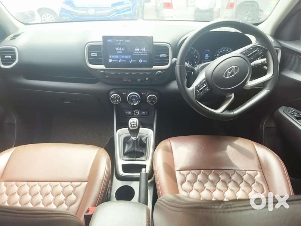 Hyundai Venue Sx (o) Mt 1.5 Diesel, 2021, Diesel