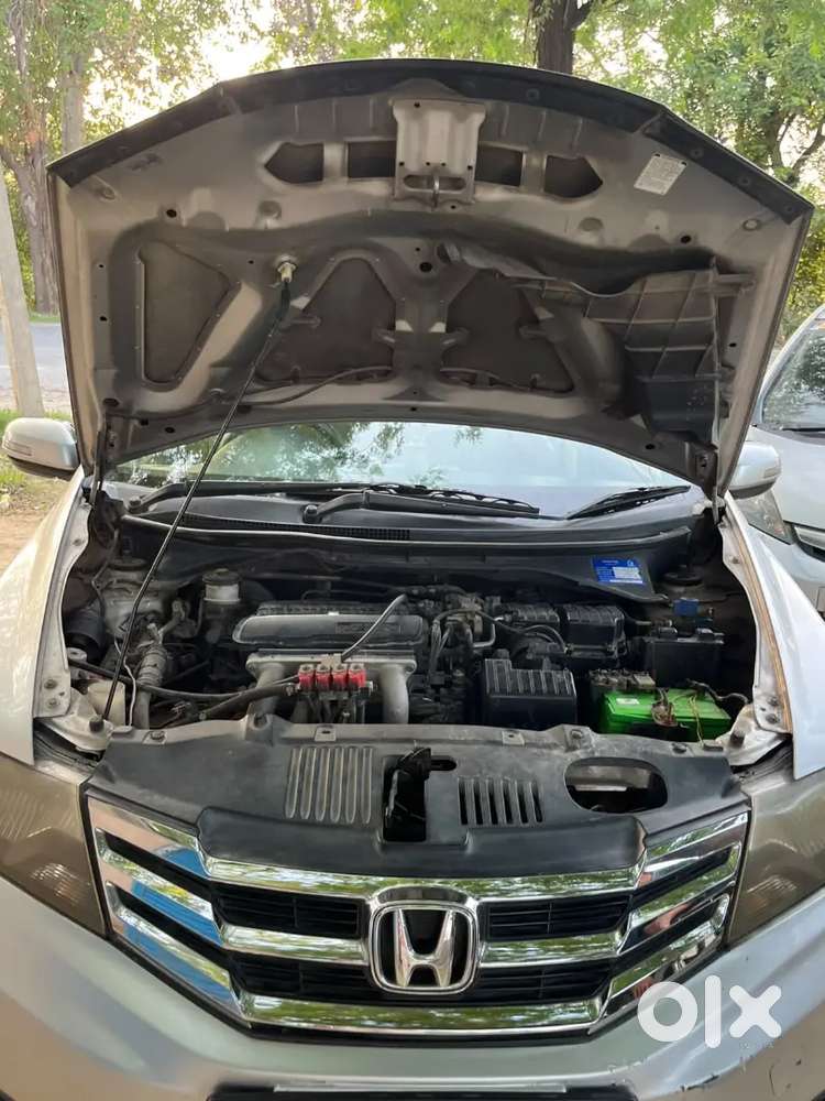 Honda City 2013 Cng & Hybrids 105000 Km Driven