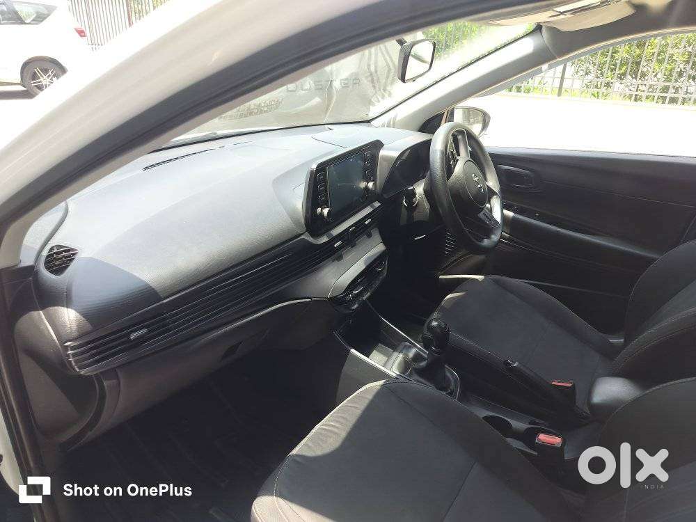 Hyundai I20 Sportz 1.2 Mt, 2023, Petrol