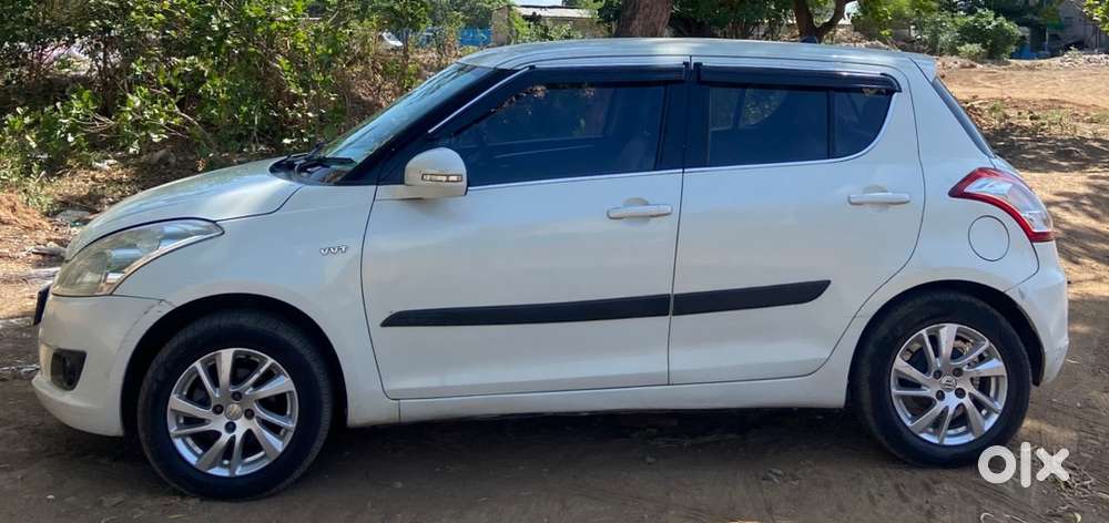 Swift Maruti Suzuki 2012 Year