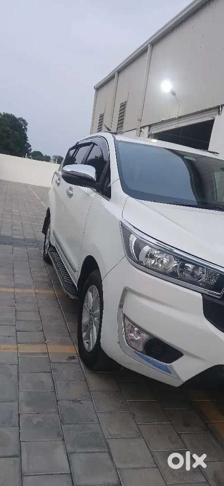 Toyota Innova Crysta 2019