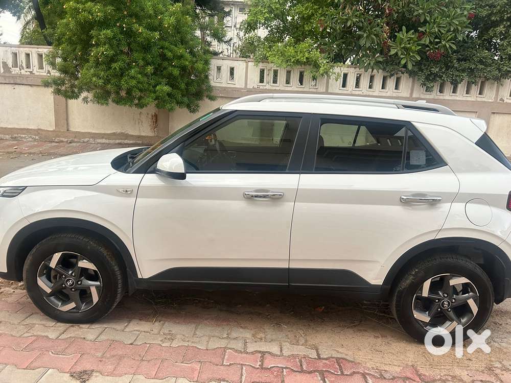 Hyundai Venue Diesel Manual 2020 Model