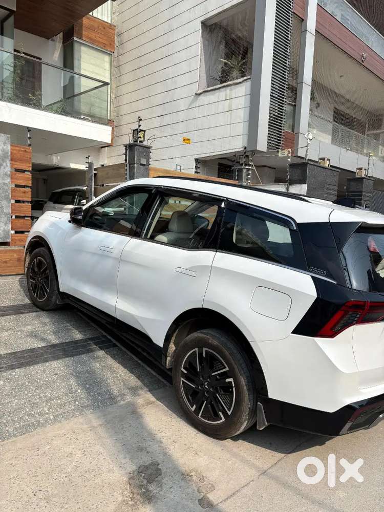 Mahindra Xuv 7xo 2026 Diesel 14500 Km Driven