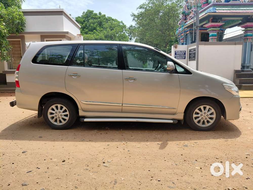 Toyota Innova 2.5 Ev (diesel) Ps 7 Seater Bs Iv, 2014, Diesel