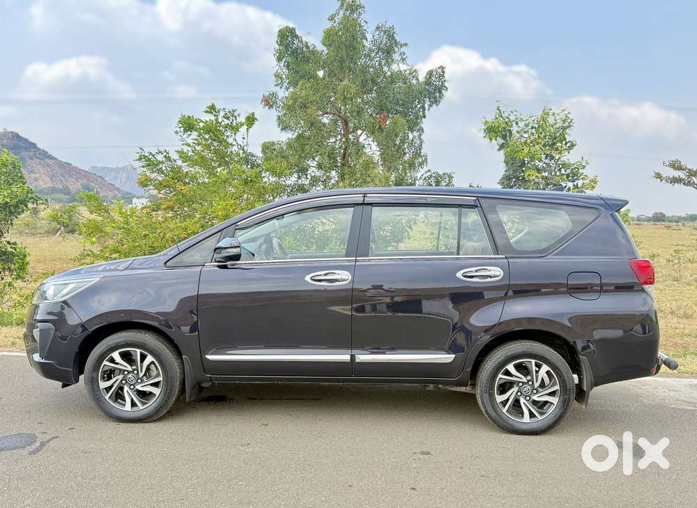 Toyota Innova Crysta 2.4 G Plus Mt 8 Str, 2021, Diesel