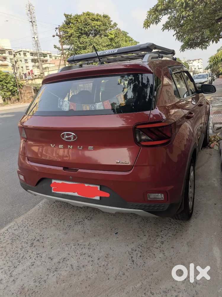 Hyundai Venue Dct At Mint Condition
