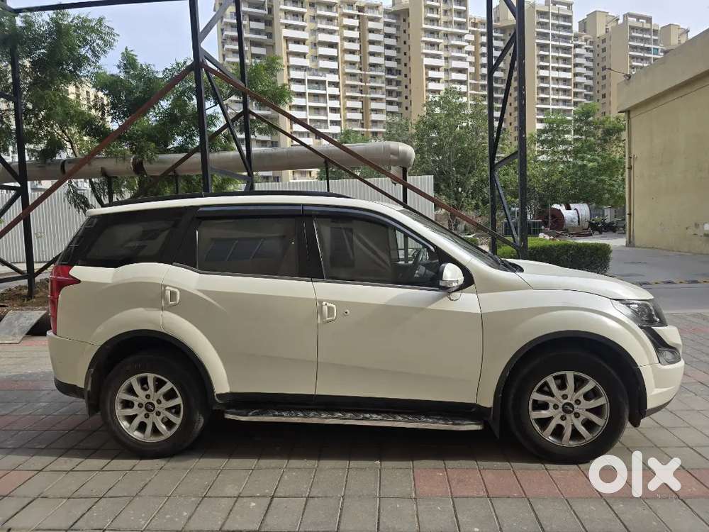 Mahindra Xuv500 W10 At (top Model)  2017  Diesel  Automatic
