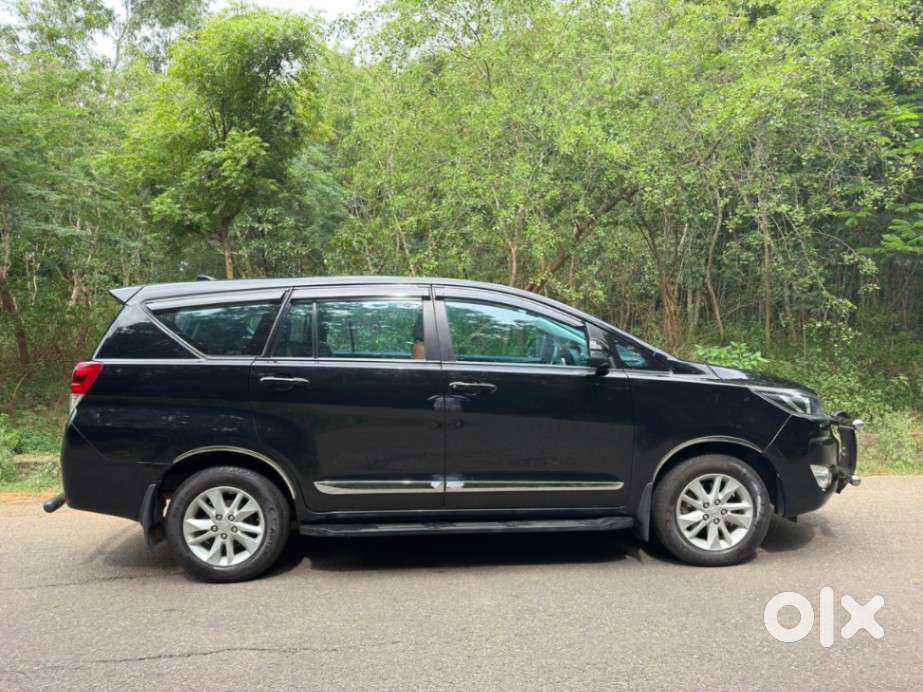 Toyota Innova Crysta 2.4 Gx Limited Edition 7 Str, 2023, Diesel