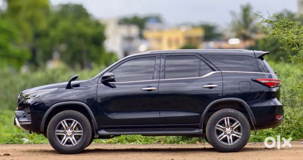 Toyota Fortuner 4x2 At, 2023, Diesel