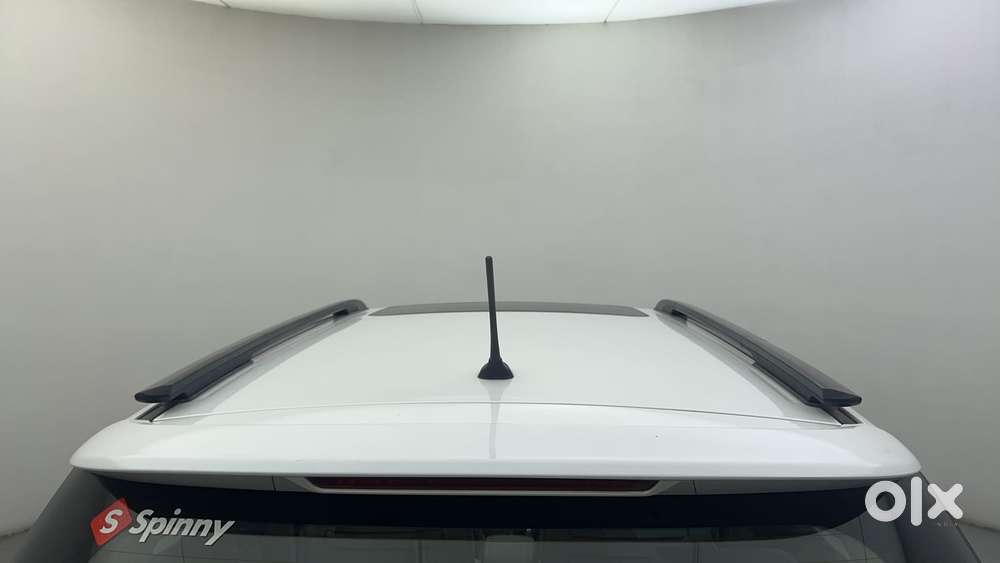 Mahindra Xuv300 W8 (o) 1.5 Diesel Amt, 2023, Diesel