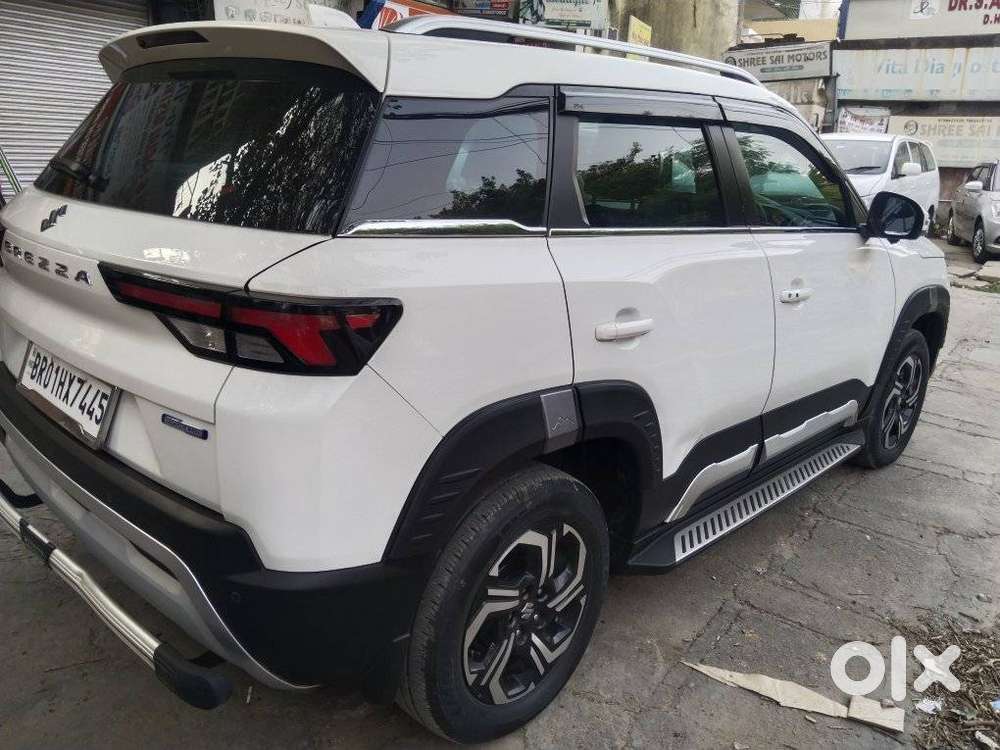 Maruti Suzuki Brezza Zxi Plus Smart Hybrid, 2024, Petrol