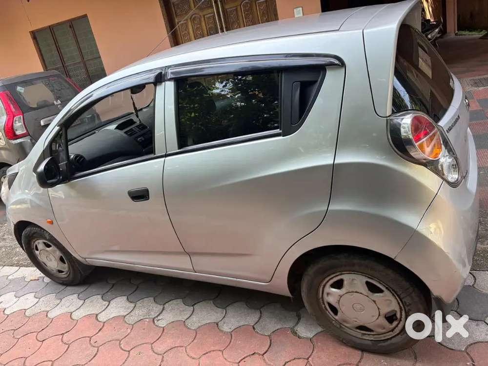 Chevrolet Beat 2011 Car