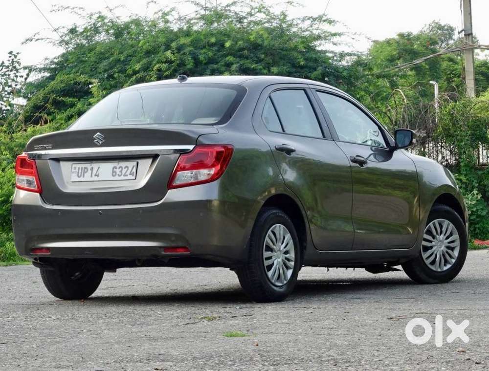 Maruti Suzuki Dzire 1.2 Vxi Amt, 2022, Petrol