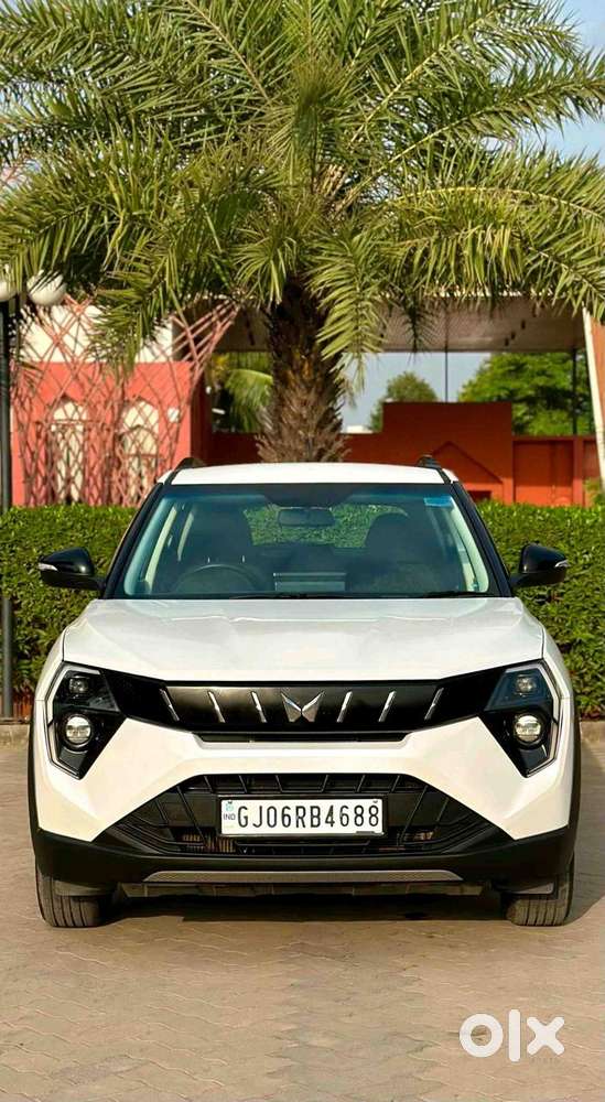 Mahindra Xuv 3xo Ax5 Ds Mt, 2025, Diesel