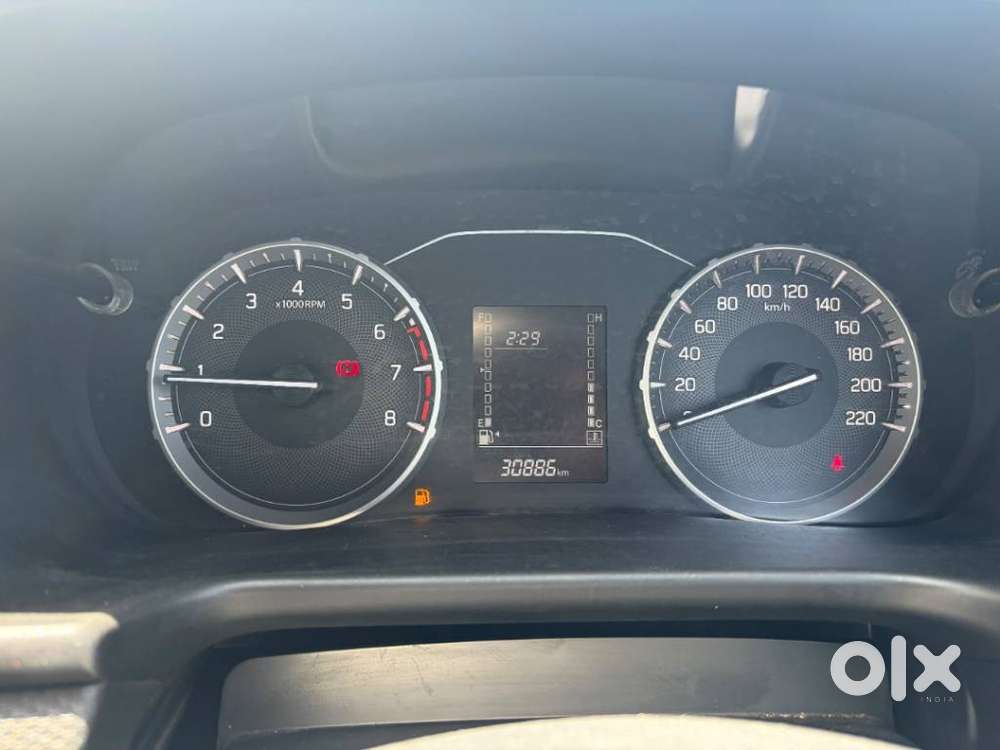 Maruti Suzuki Brezza 1.5 Lxi Smart Hybrid, 2024, Petrol