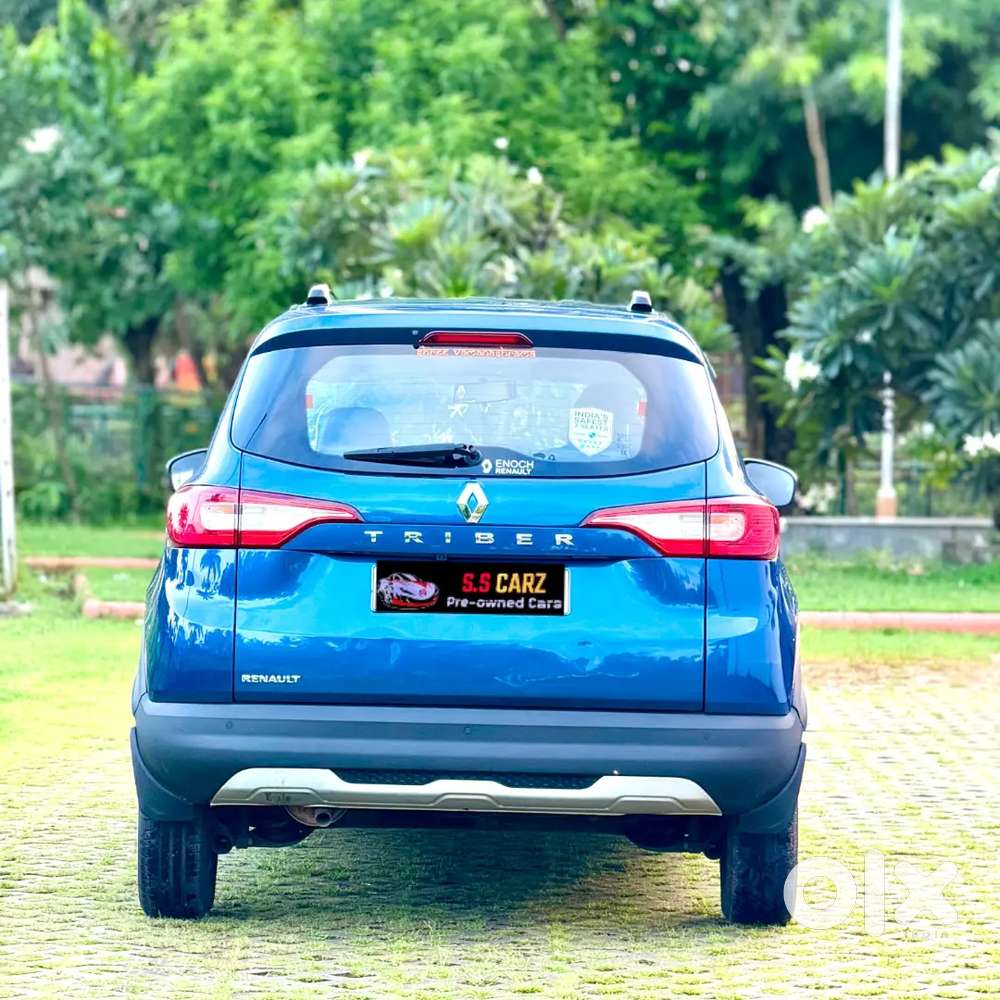 Renault Triber Rxz, 2023, Petrol