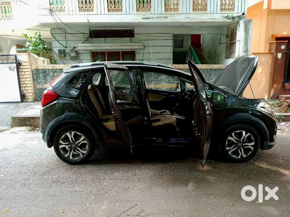 Honda Wr-v Vx Top And End Model November 2017 Very Good Condition..