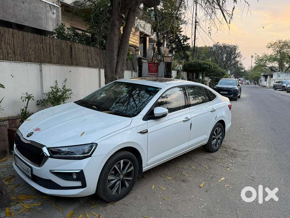 Skoda Slavia 2025 Petrol Well Maintained