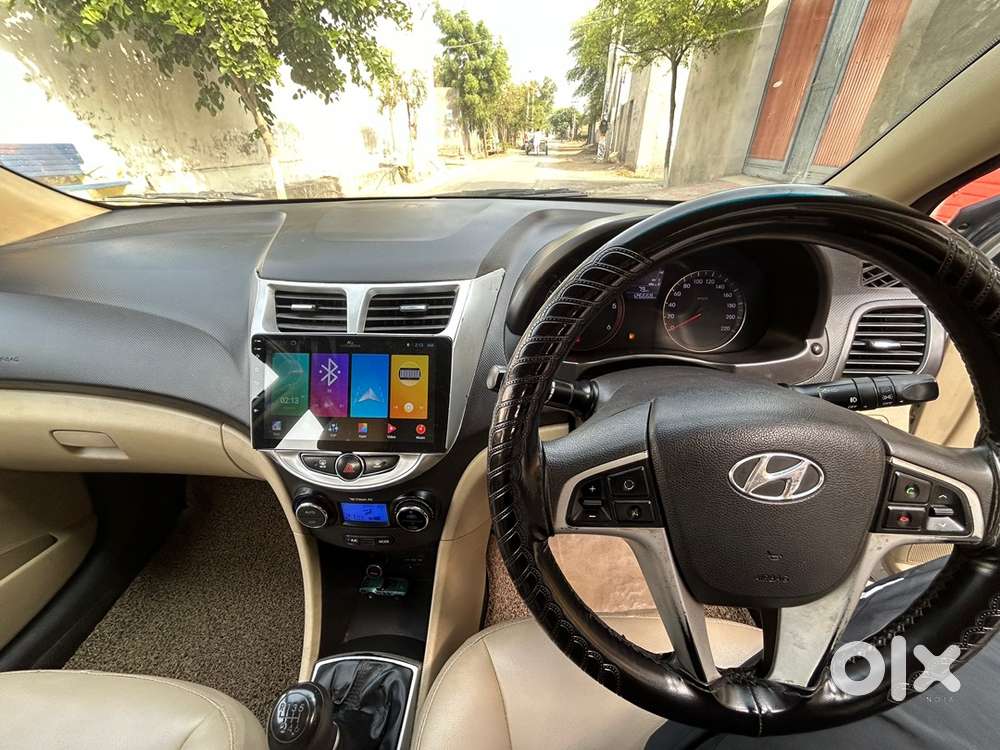 Hyundai Fluidic Verna 2012
