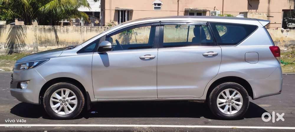 Toyota Innova Crysta 2.4 Gx Mt, 2017, Diesel