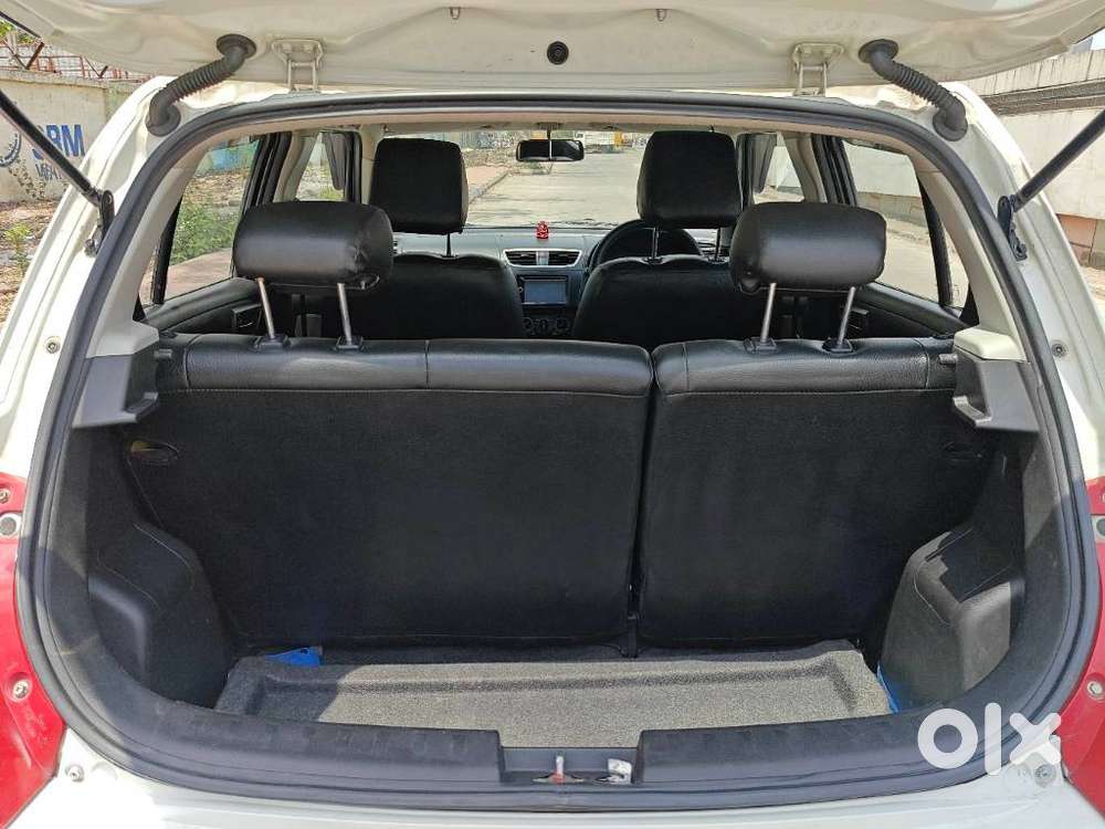 Maruti Suzuki Swift Lxi Optional-o, 2016, Petrol