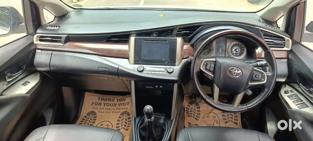 Toyota Innova Crysta 2.4 V 2019