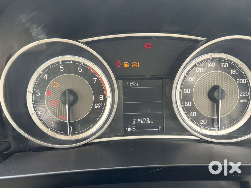 Maruti Suzuki Swift Dzire Vxi Optional, 2022, Petrol