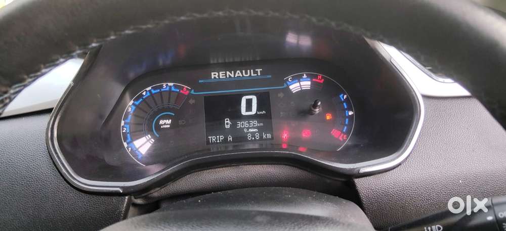 Renault Triber, 2023, Petrol