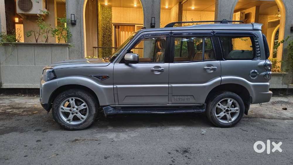Mahindra Scorpio S10, 2015, Diesel