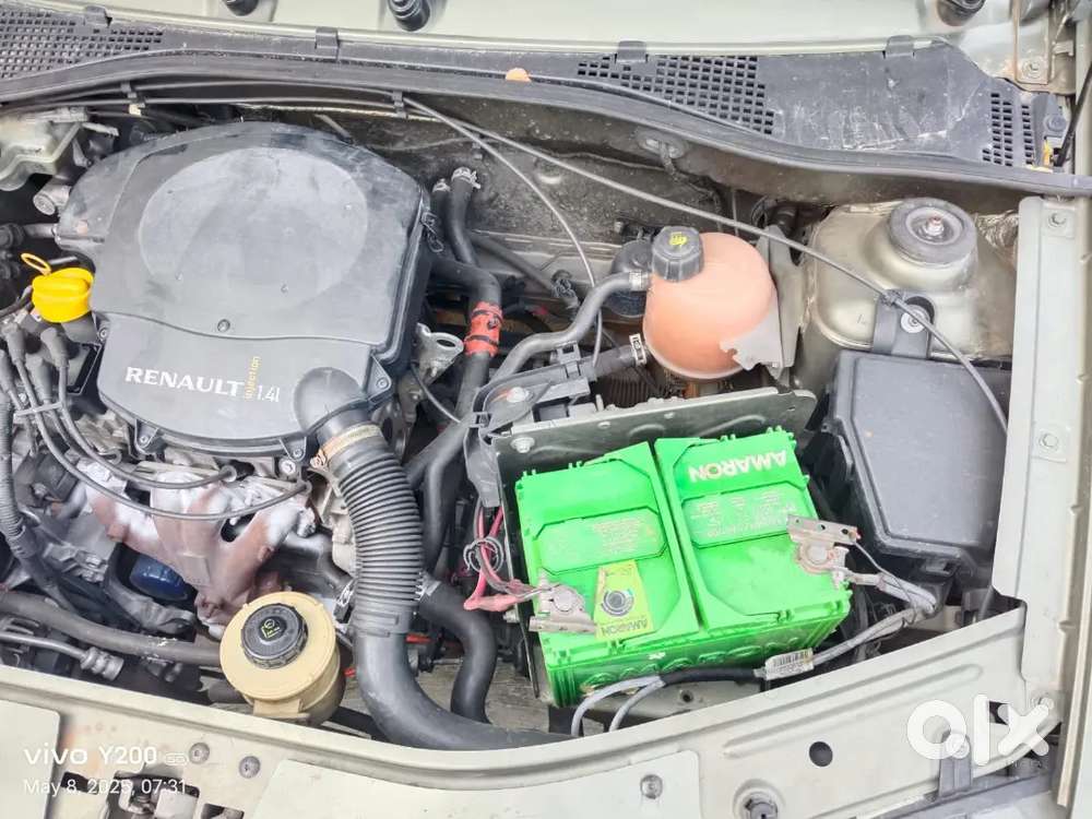 Mahindra Logan 2010 Petrol 85000 Km Driven