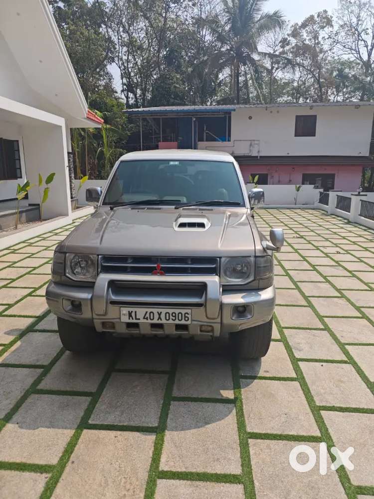 Mitsubishi Pajero 2009