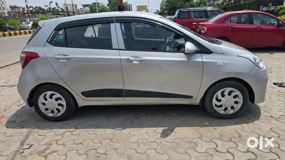 Hyundai Grand I10 Era Cng, 2016, Cng & Hybrids