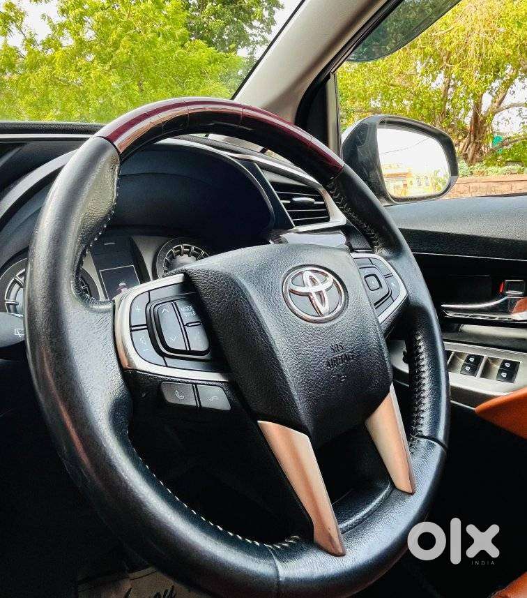 Toyota Innova Crysta 2.4 V 7 Str, 2019, Diesel