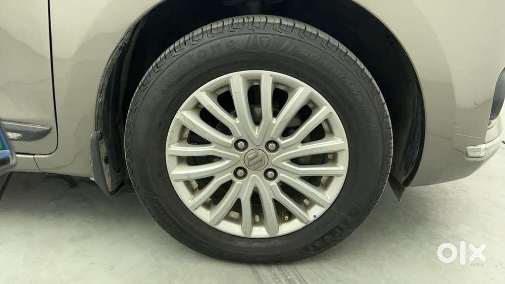 Maruti Suzuki Dzire 1.2 Zxi Amt, 2019, Petrol