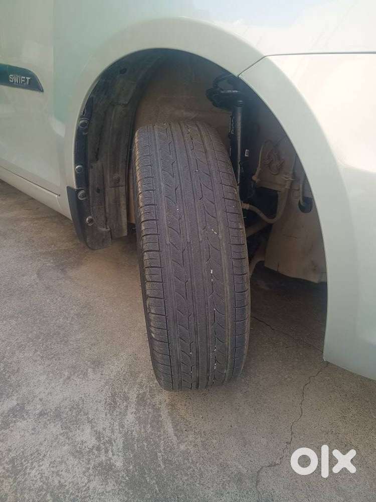 Maruti Suzuki Swift Zxi, 2016, Petrol