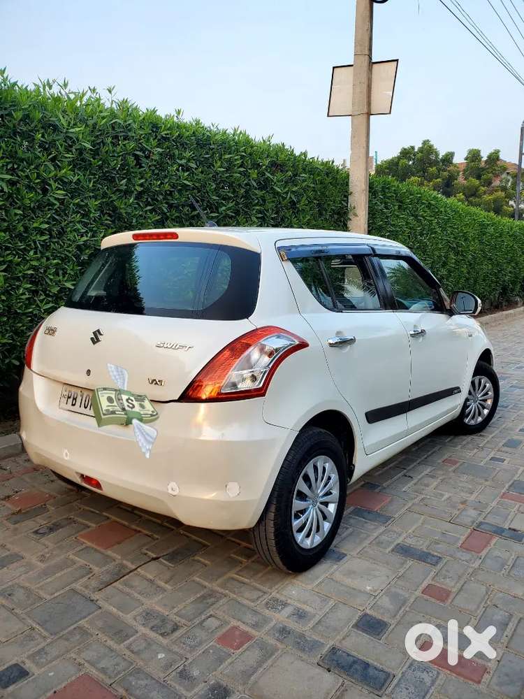 Maruti Suzuki Swift Vxi 2016