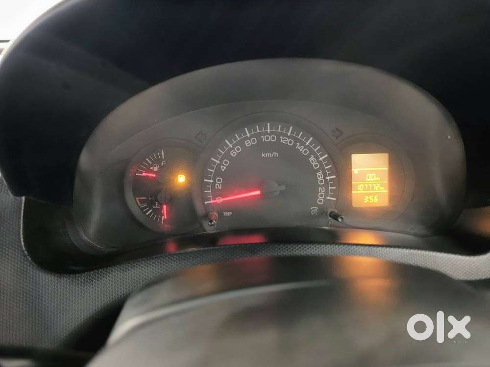 Maruti Suzuki Swift Lxi Optional-o, 2012, Petrol