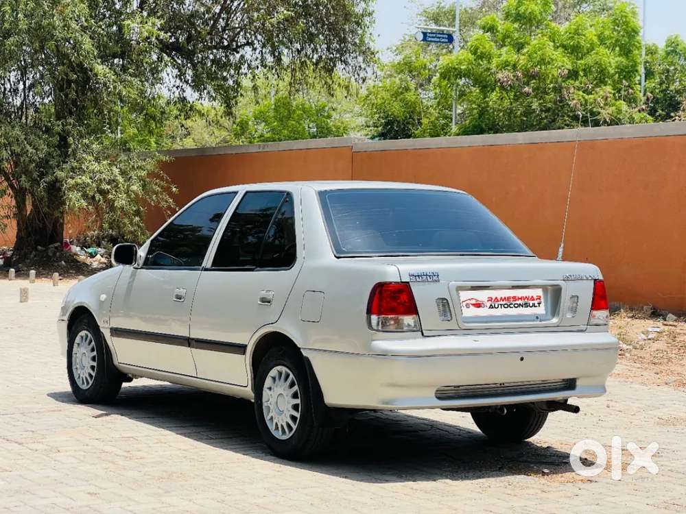 Maruti Suzuki Esteem Vxi - Bsiii, 2005, Petrol