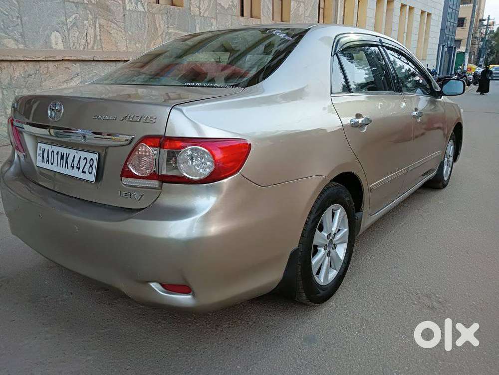 Toyota Corolla Altis 1.8 J, 2013, Cng & Hybrids