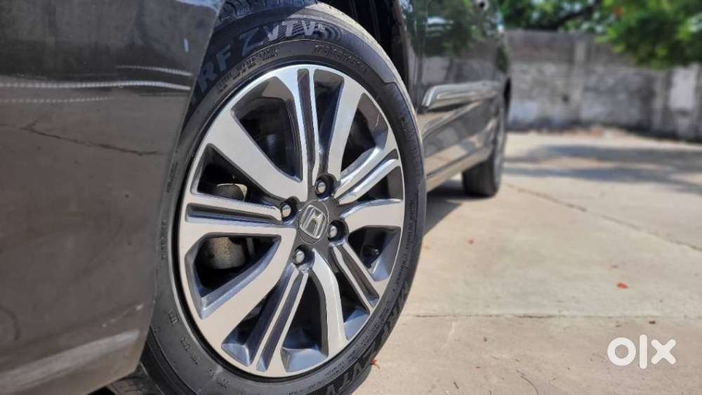 Honda Amaze, 2023, Petrol