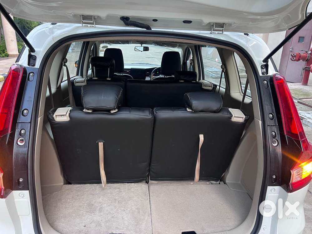 Maruti Suzuki Ertiga Vxi At Petrol, 2020, Petrol