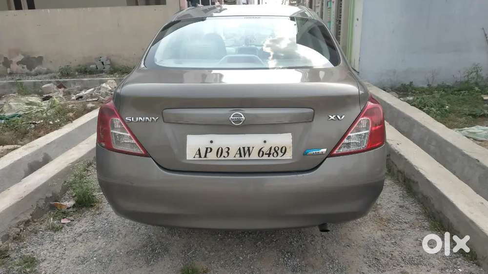 Nissan Sunny 2012 Diesel 150000 Km Driven,3rd Party Insurance, Junion