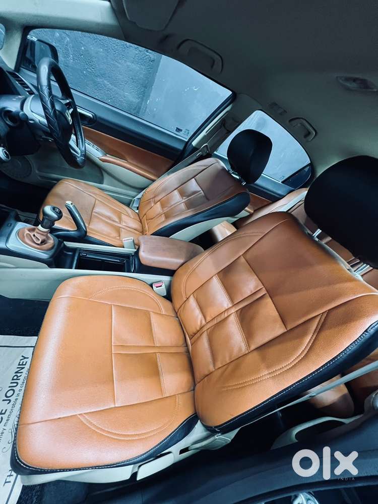 Honda Civis Crystal Black (showroom Service)