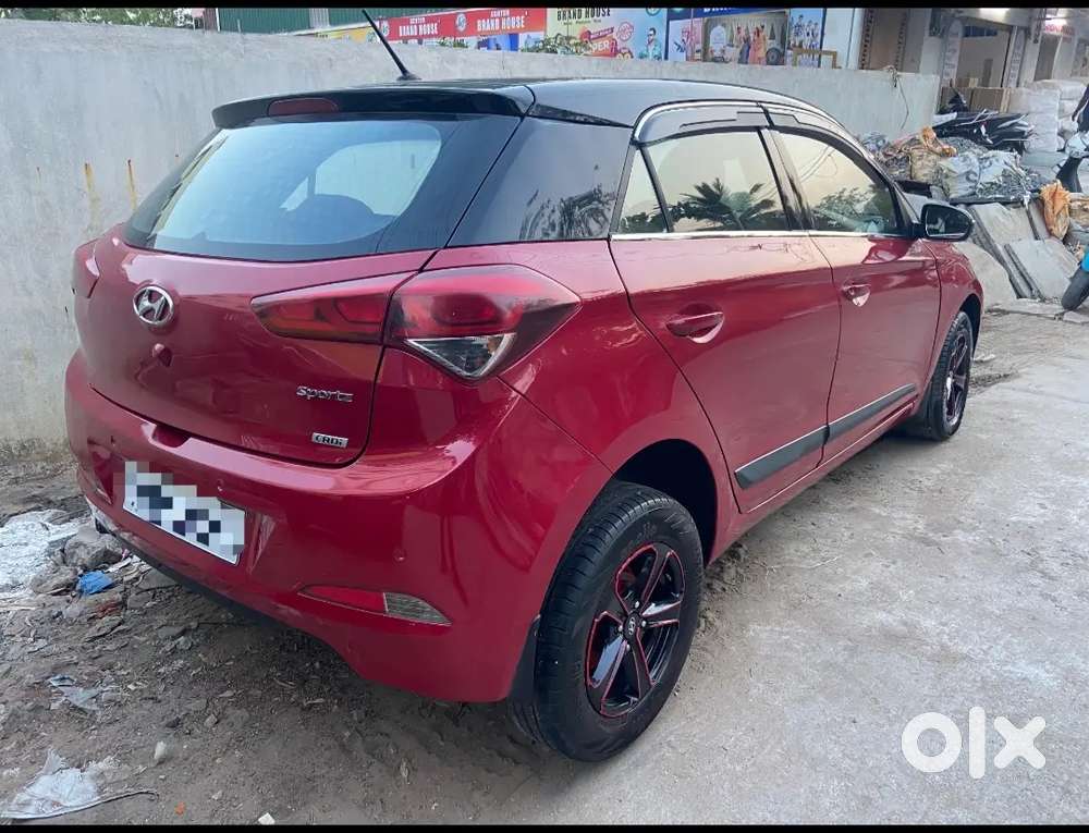 Hyundai Elite I20 2016 Diesel 122000 Km Driven
