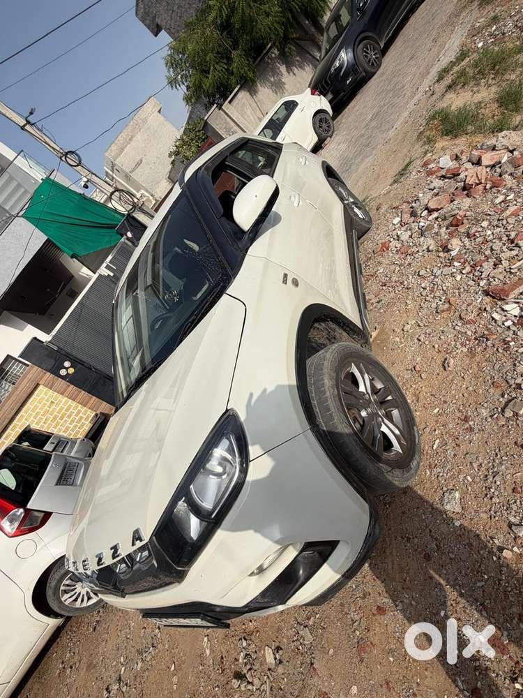 Maruti Brezza Zdi 2016